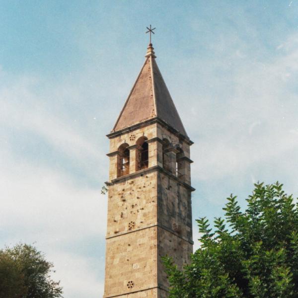 Analogue photograph by Mateusz Siudmak